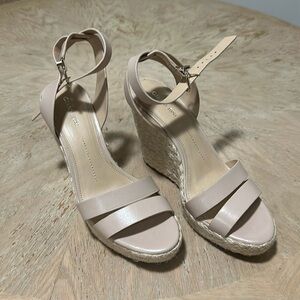 Gianni Bini Nude Wedges